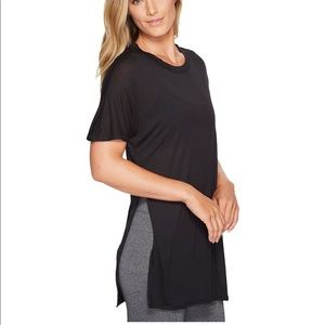 ALO Yoga Dreamer Short Sleeve Tee